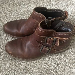 Timberland brown boots